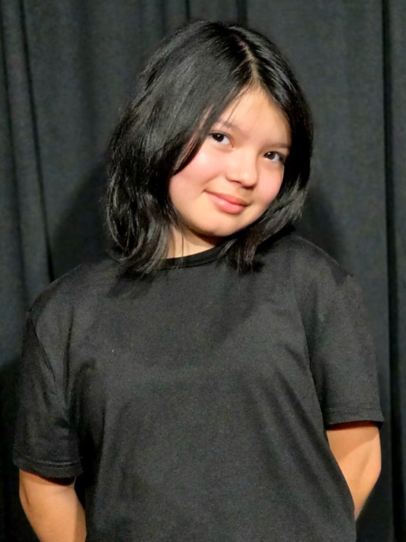 Julie Flores Barboza